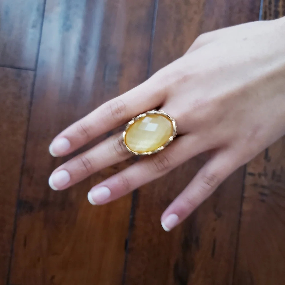 Statement gold ring